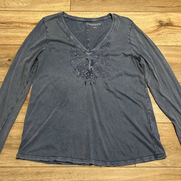 Soft Surroundings T Shirt SZ Large Blue Embroidered V Neck Long Sleeve India - Picture 2 of 10